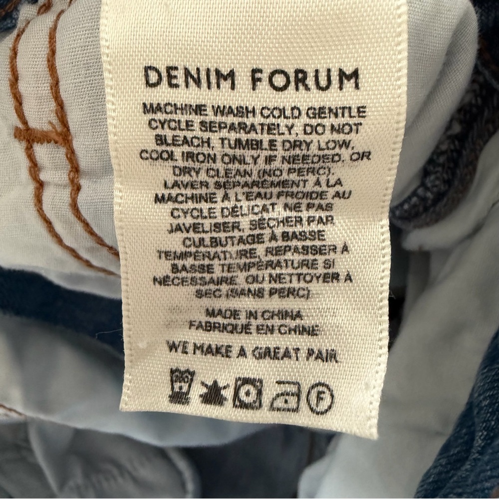 Denim Forum The '90s Millie Hi-Rise Cargo Jean in 5 Yrs Kiss N Tell BIue Size 23 - Picture 16 of 16